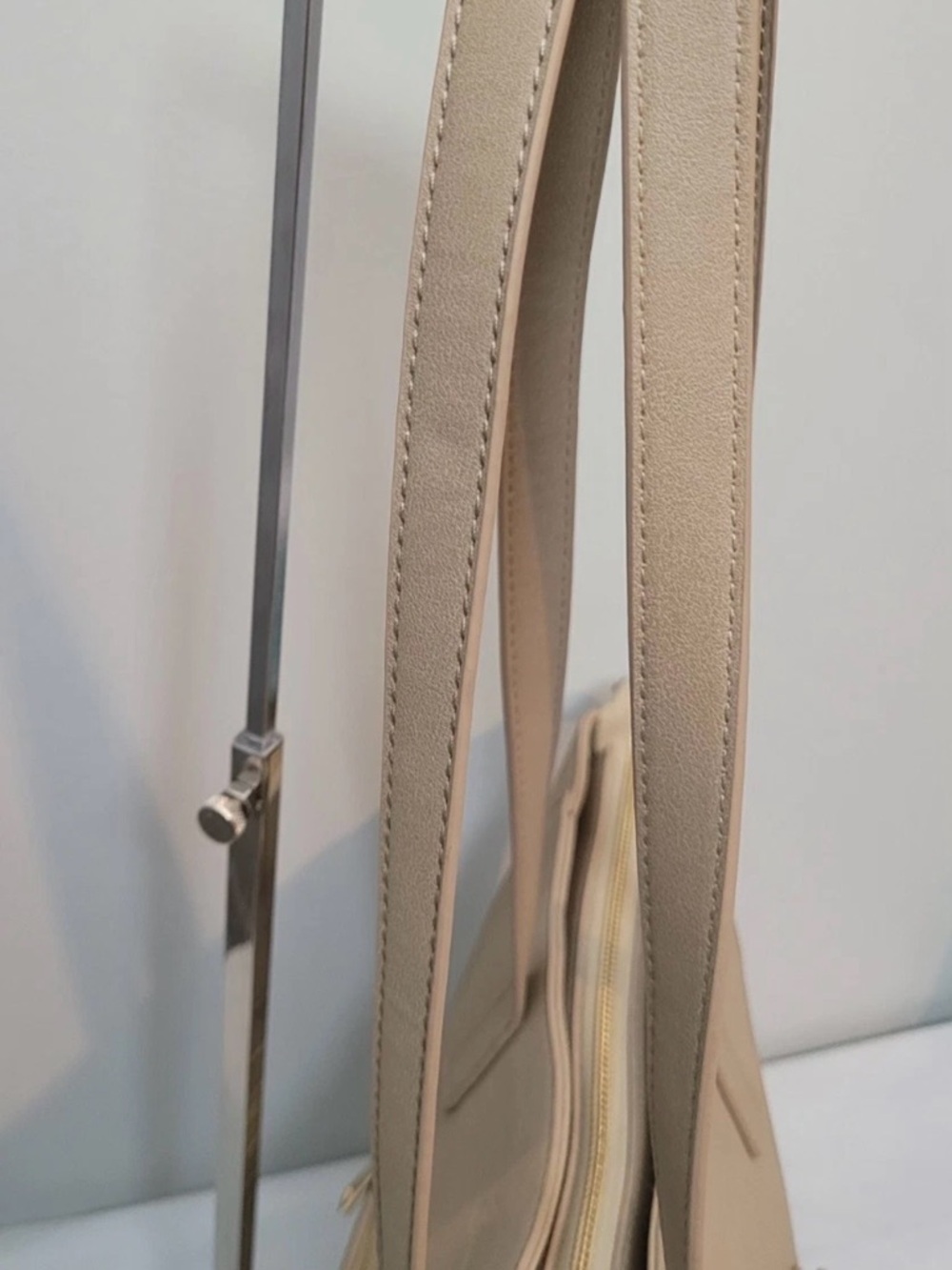 Grateful Taupe Tote Bag Faux Leather Front Zip Pocket Large - Picture 8 of 16